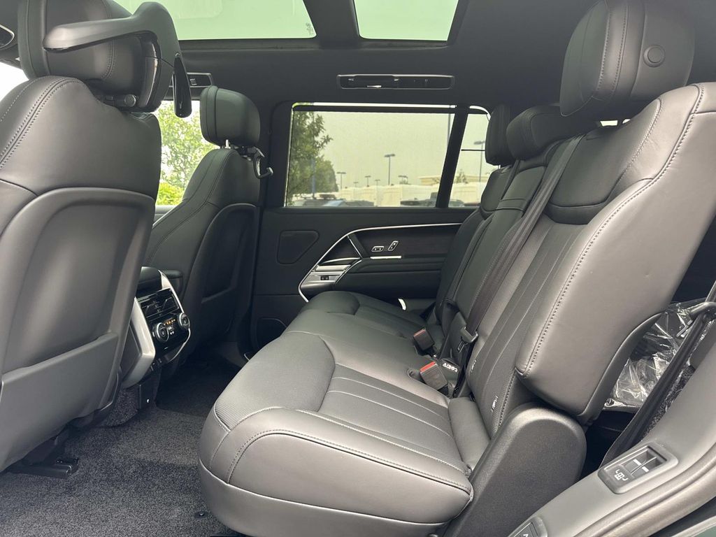 New 2026 Black Land Rover SE image 14
