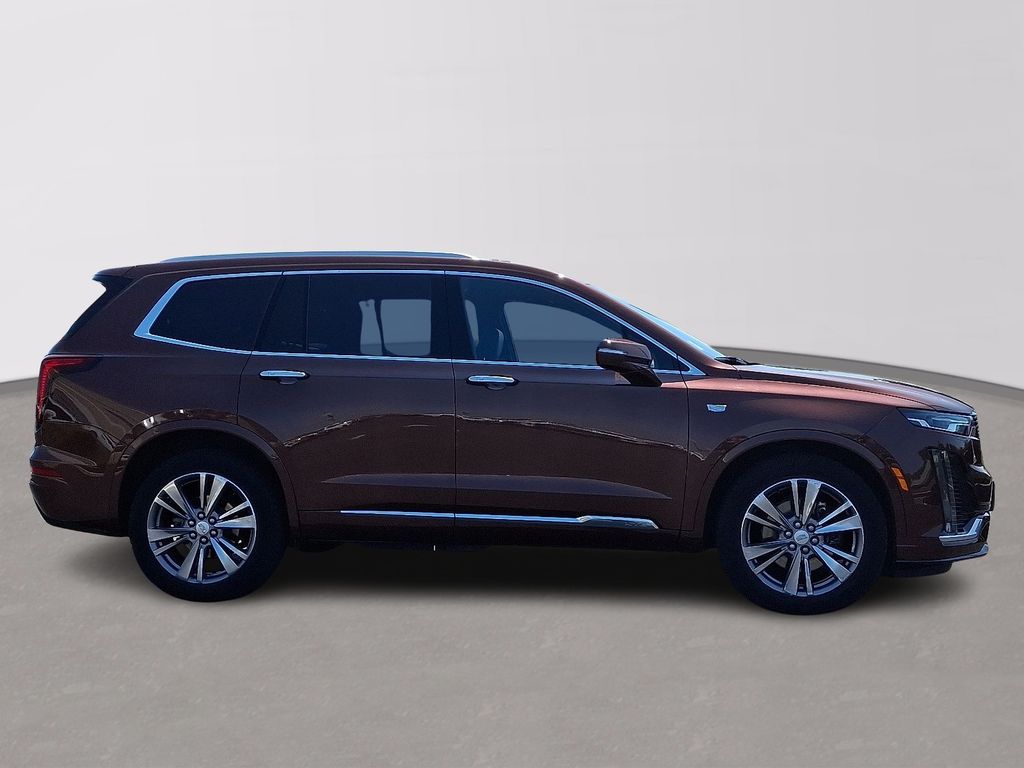 Thumbnail: 2022 Cadillac XT6 - 7