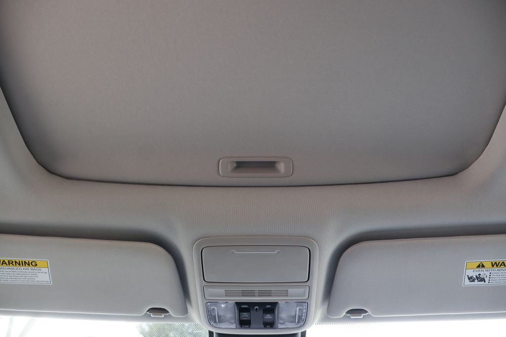 Thumbnail: 2026 Honda Odyssey - 21