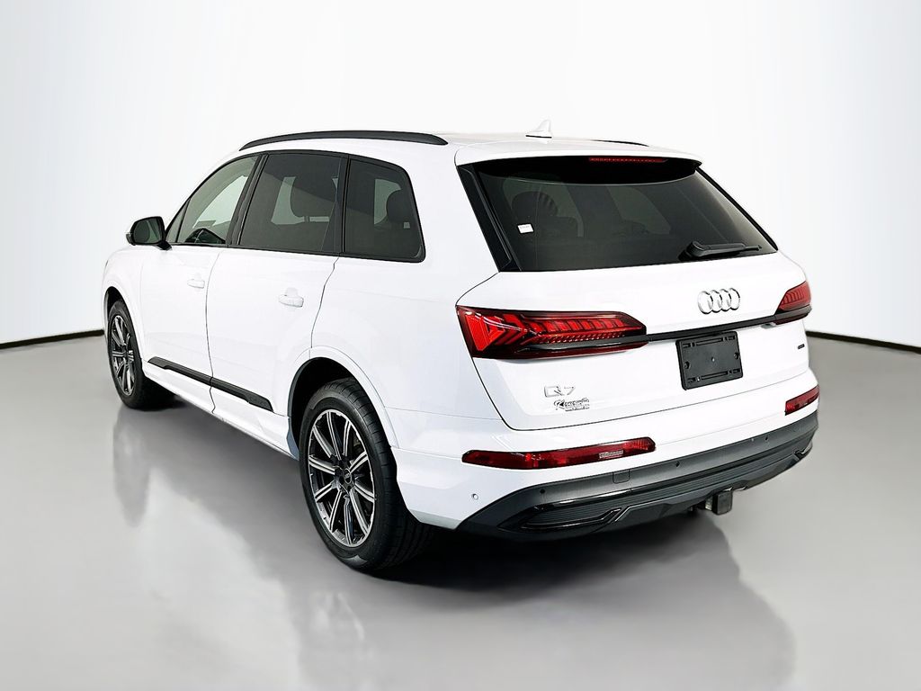AudiQ75