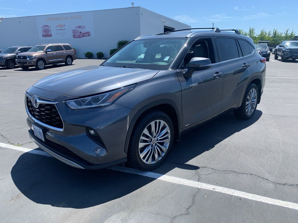 2021 Toyota Highlander Platinum