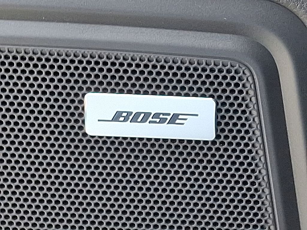 Thumbnail: 2025 Porsche Macan - 24