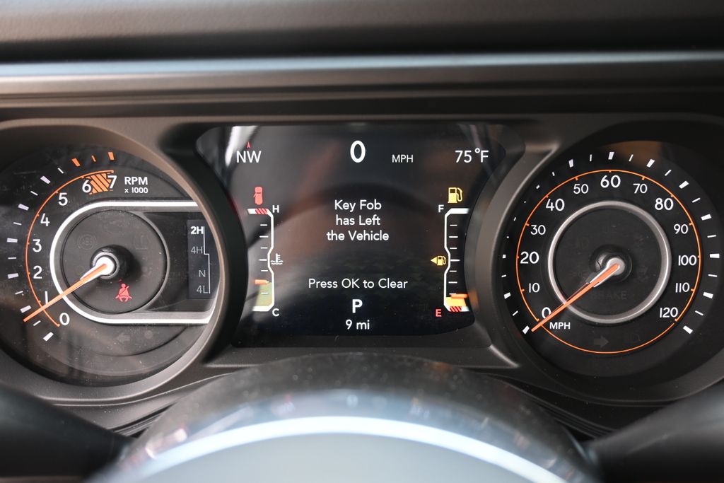 2026 Jeep Wrangler Sahara - 9
