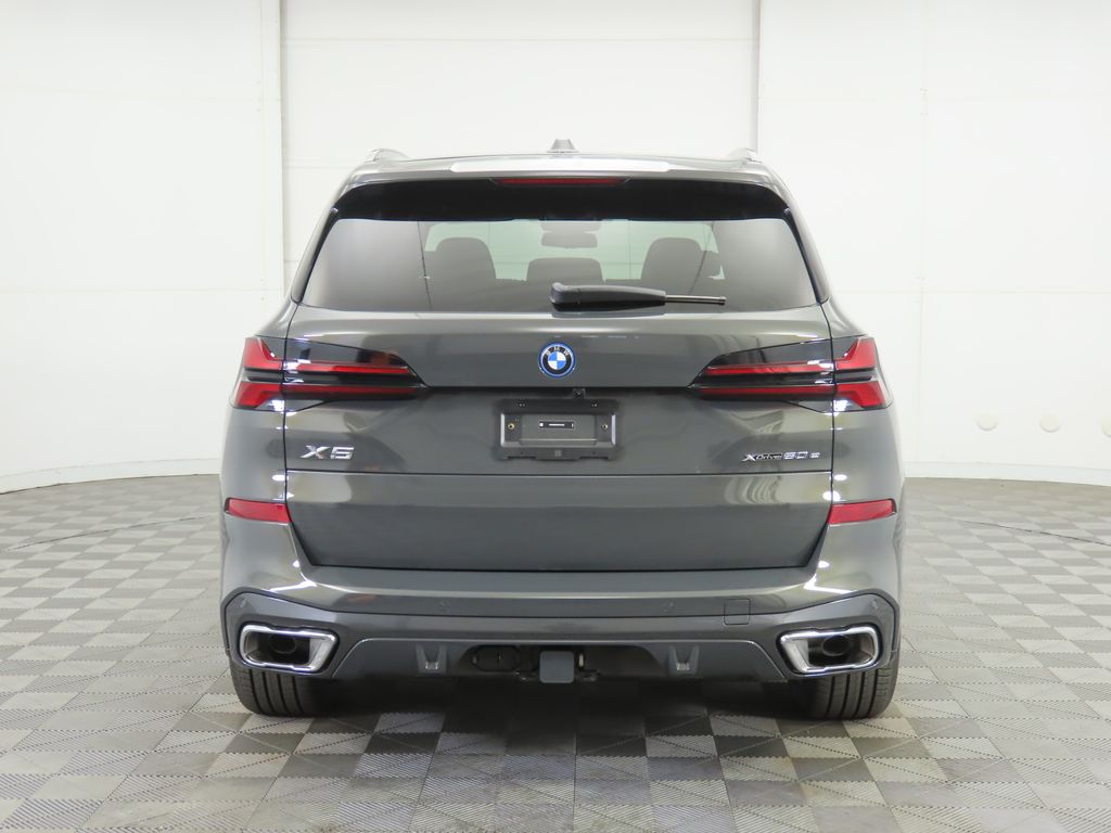 Thumbnail: 2026 BMW X5 - 6