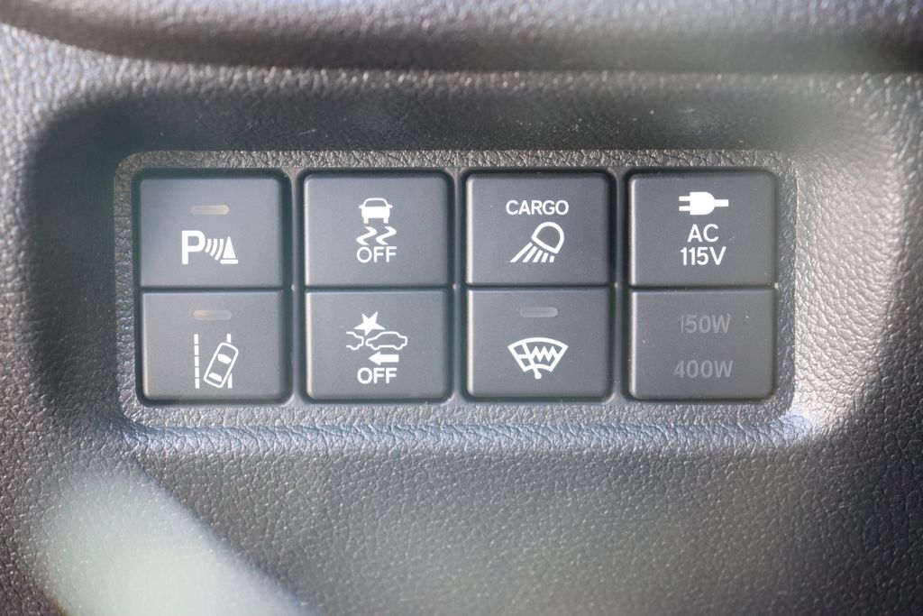 2025 Honda Ridgeline Black Edition 32
