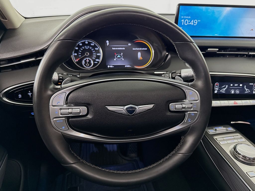 Thumbnail: 2024 Genesis GV70 - 11