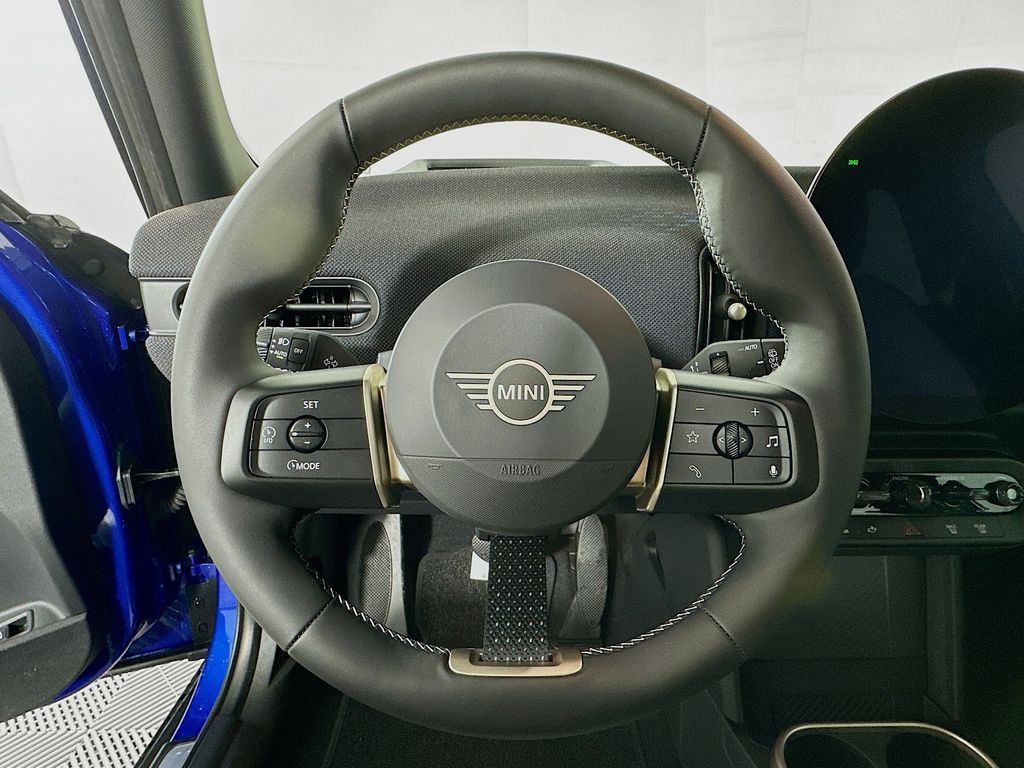 Thumbnail: 2026 MINI Cooper - 10