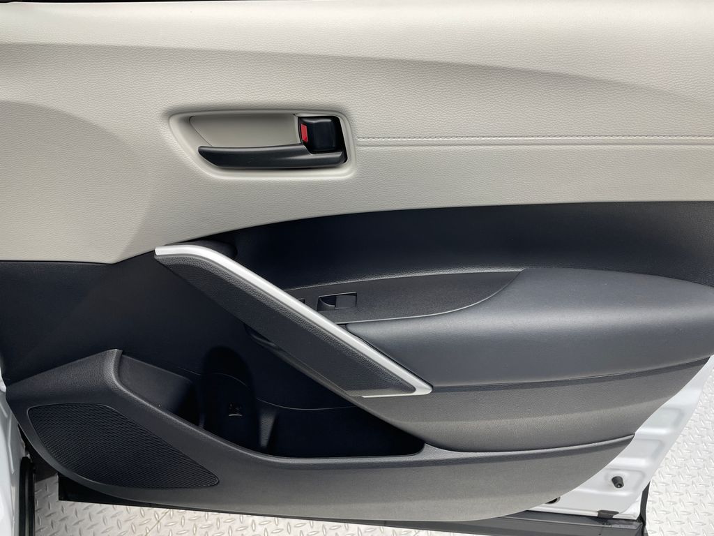 Thumbnail: 2025 Toyota Corolla Cross - 14