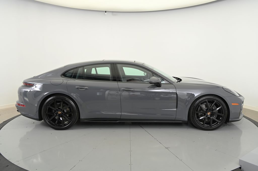Thumbnail: 2025 Porsche Panamera - 7