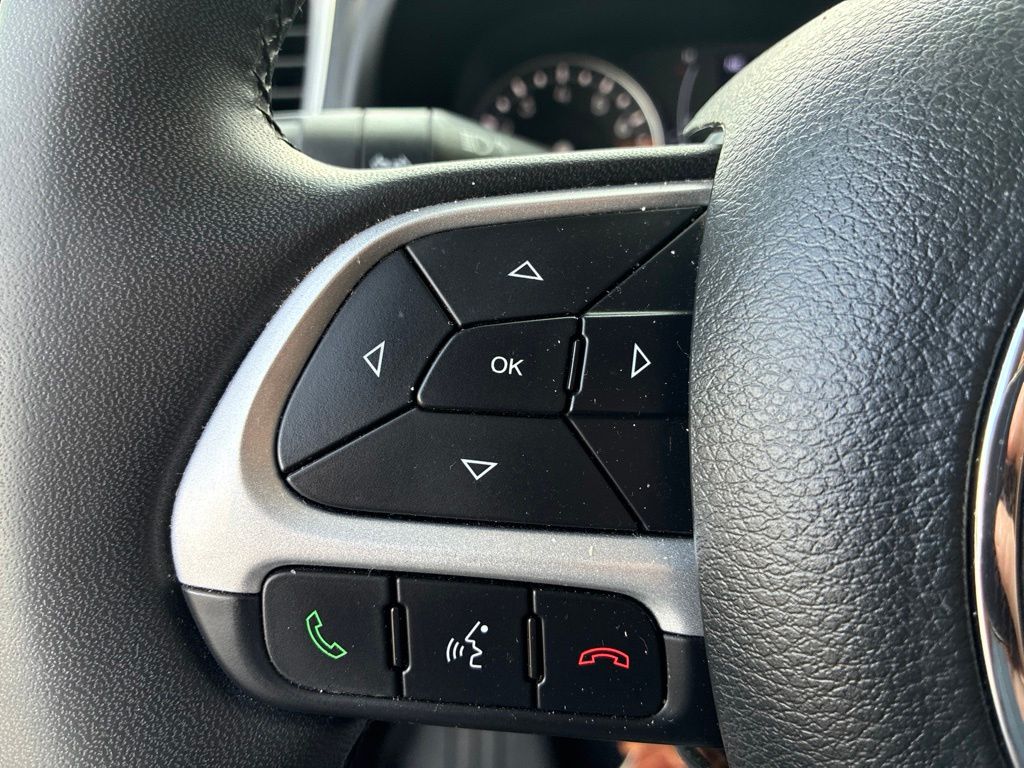 2018 Jeep Renegade Latitude White at Durrett Motor Company