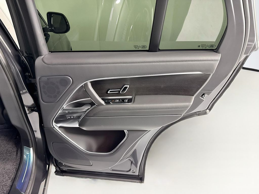 Thumbnail: 2027 Land Rover Range Rover - 28