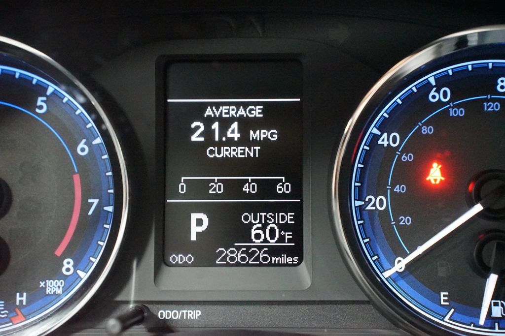 Thumbnail: 2018 Toyota Corolla - 15