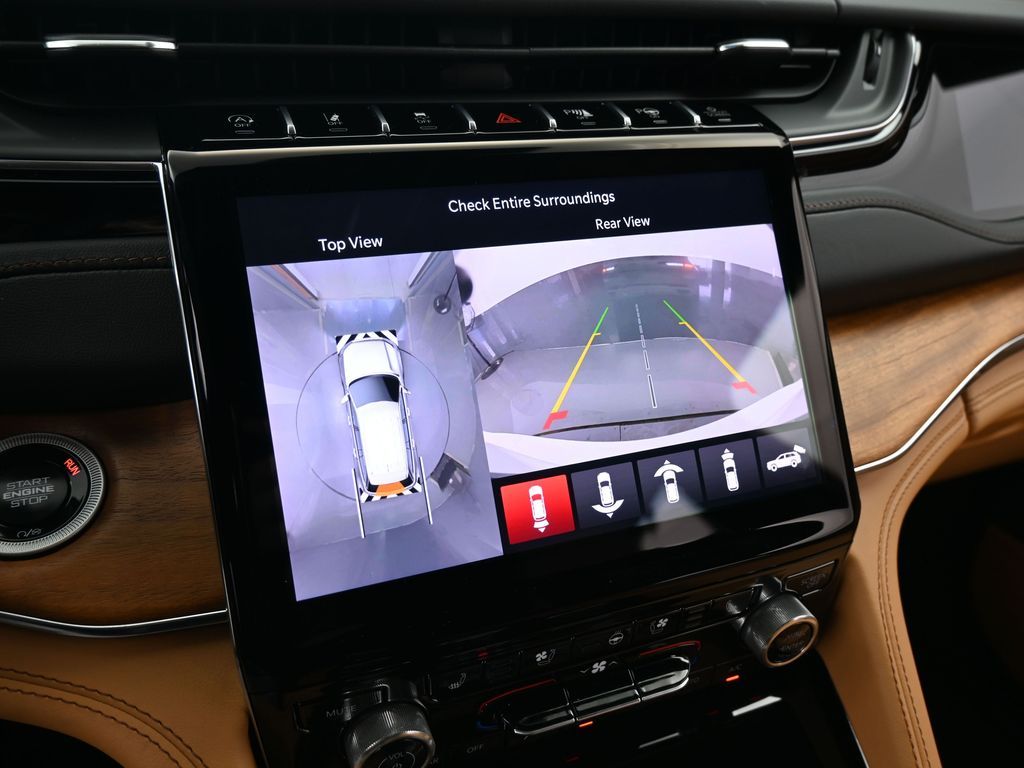 New 2025 Bright White Clearcoat Jeep Summit image 38