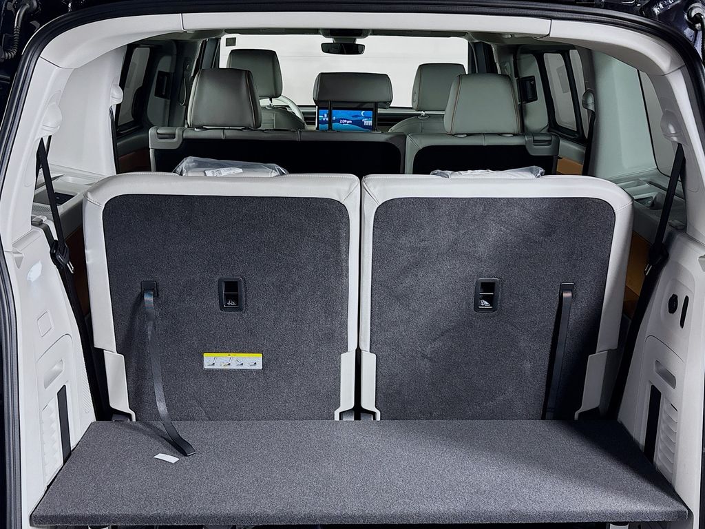 2025 Volkswagen ID. Buzz Pro S Plus