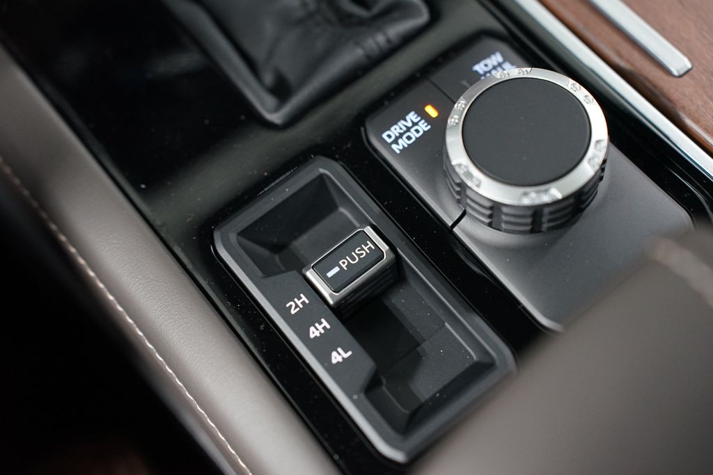2025 Toyota Tundra 1794 Edition 24