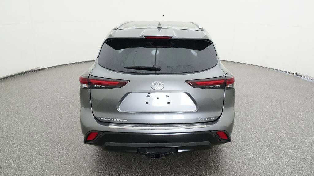 Thumbnail: 2026 Toyota Highlander - 2