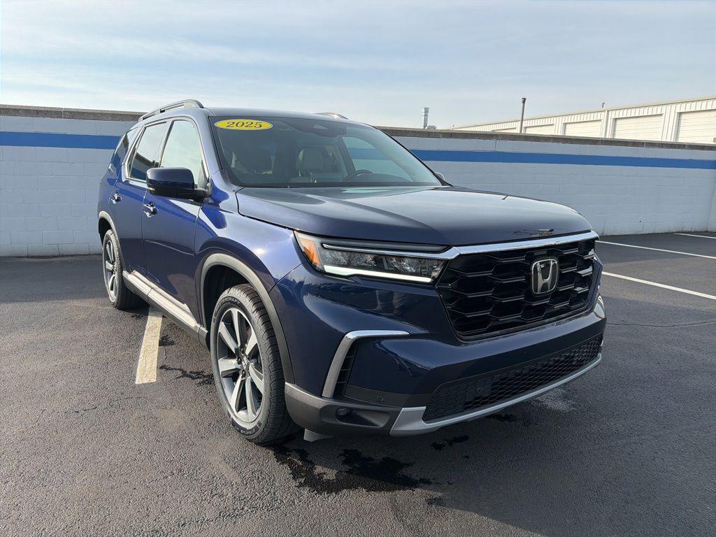 Thumbnail: 2025 Honda Pilot - 7