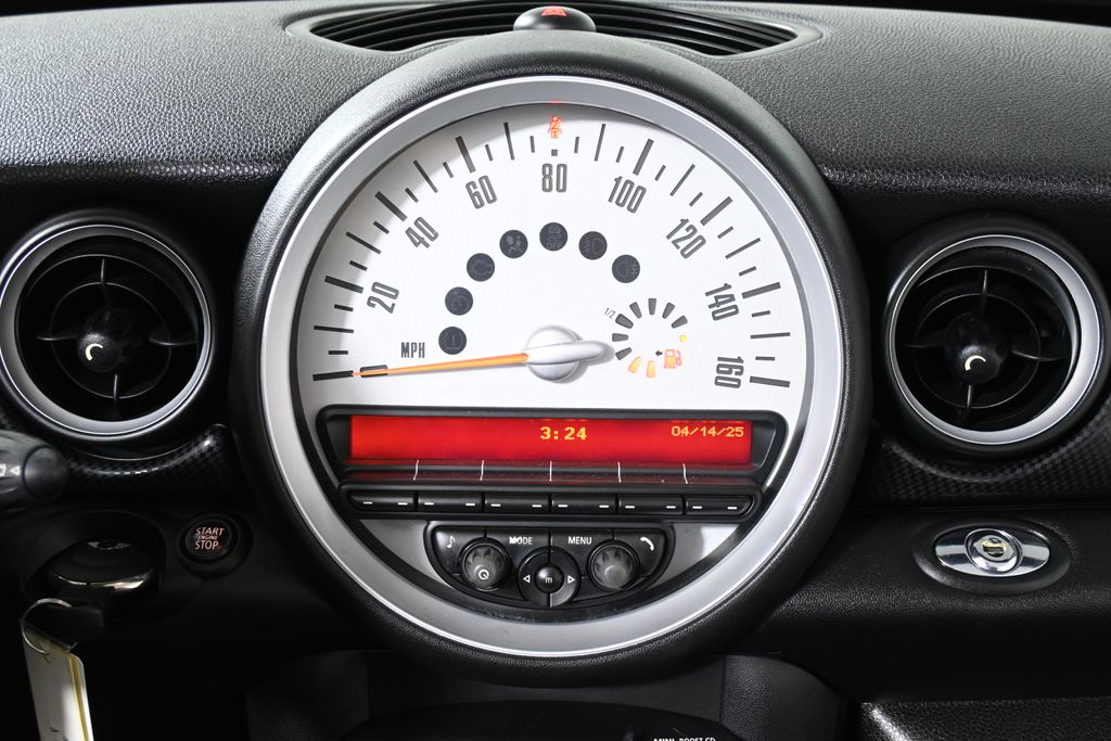 2014 MINI Cooper Base 26