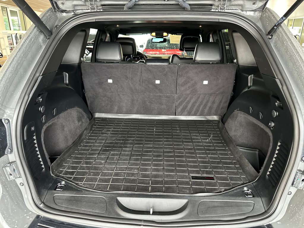 Used Car 2020 Jeep Grand Cherokee  Altitude For Sale Under $25,000 In Austin, Texas