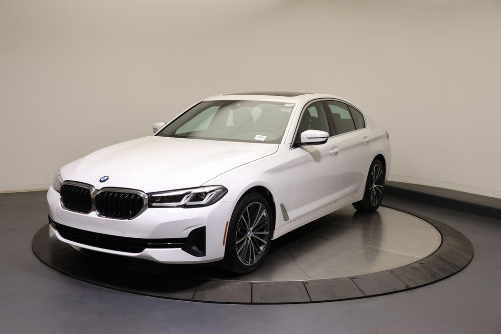 Thumbnail: 2023 BMW 5 Series - 1