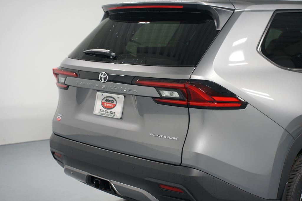 Thumbnail: 2025 Toyota Grand Highlander - 9