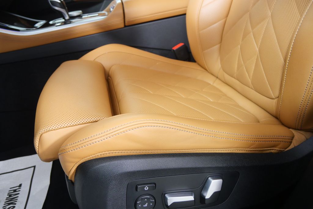 Thumbnail: 2023 BMW X5 - 9