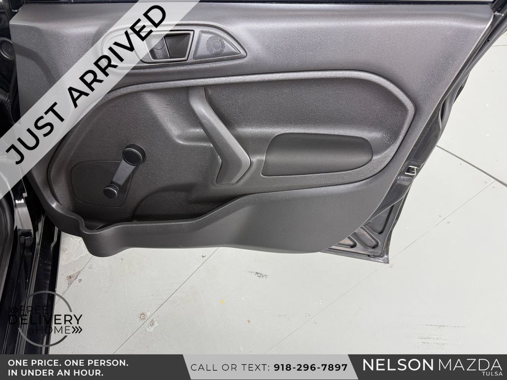 Used 2016 Black Ford S image 38