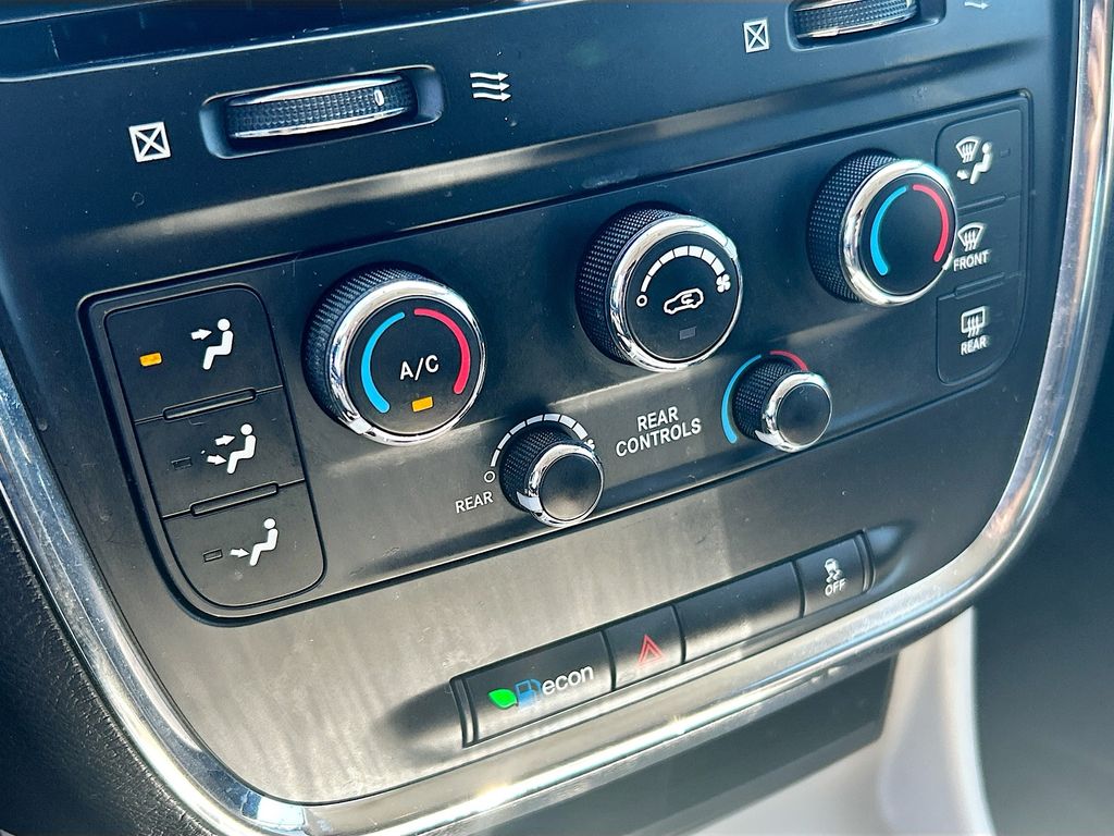 Thumbnail: 2014 Dodge Grand Caravan - 15