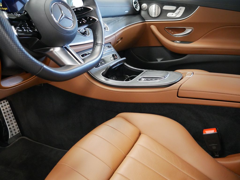 Thumbnail: 2023 Mercedes-Benz E-Class - 19
