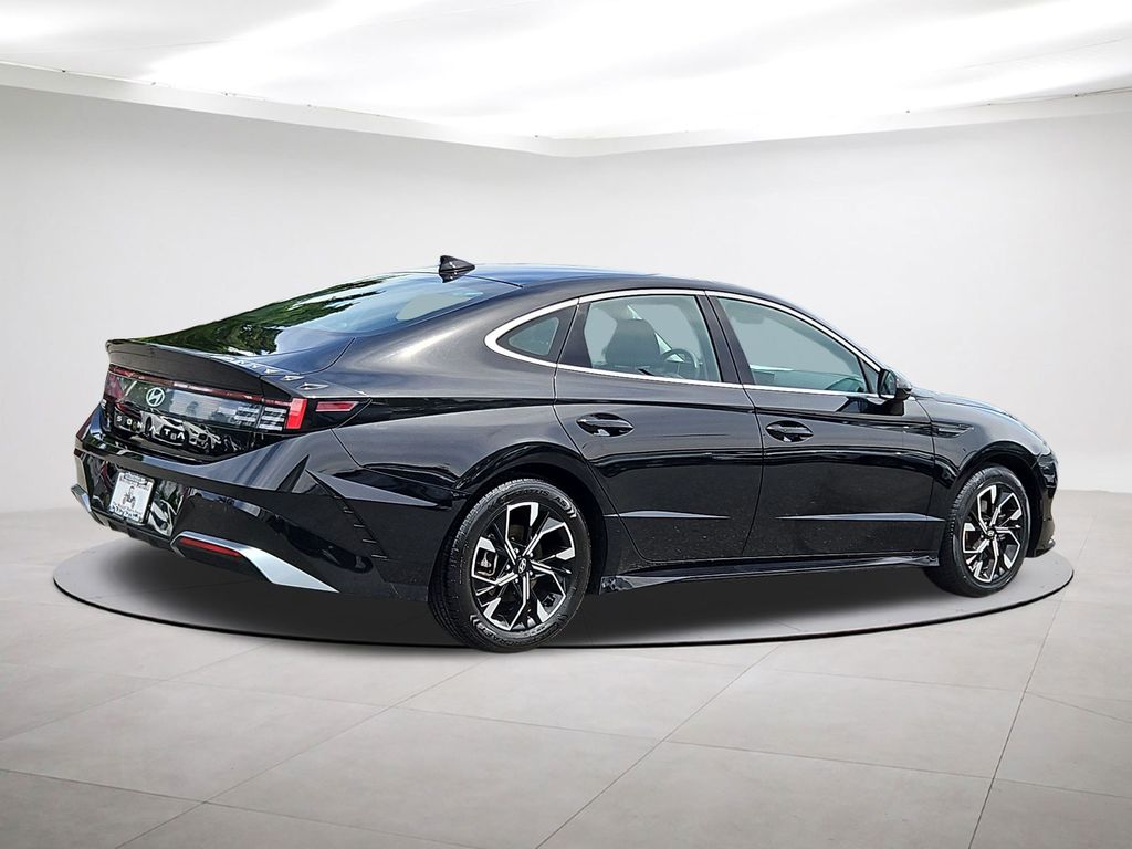 2024 Hyundai Sonata SEL - 6