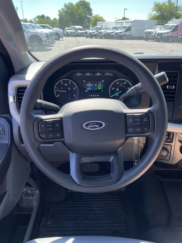 2026 Ford F-450 Chassis XL