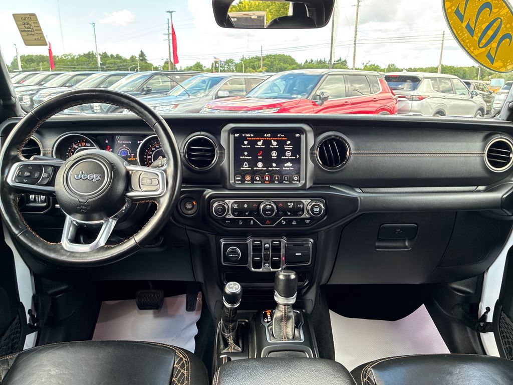 2022 Jeep Gladiator Overland White at Auto Express Mitsubishi