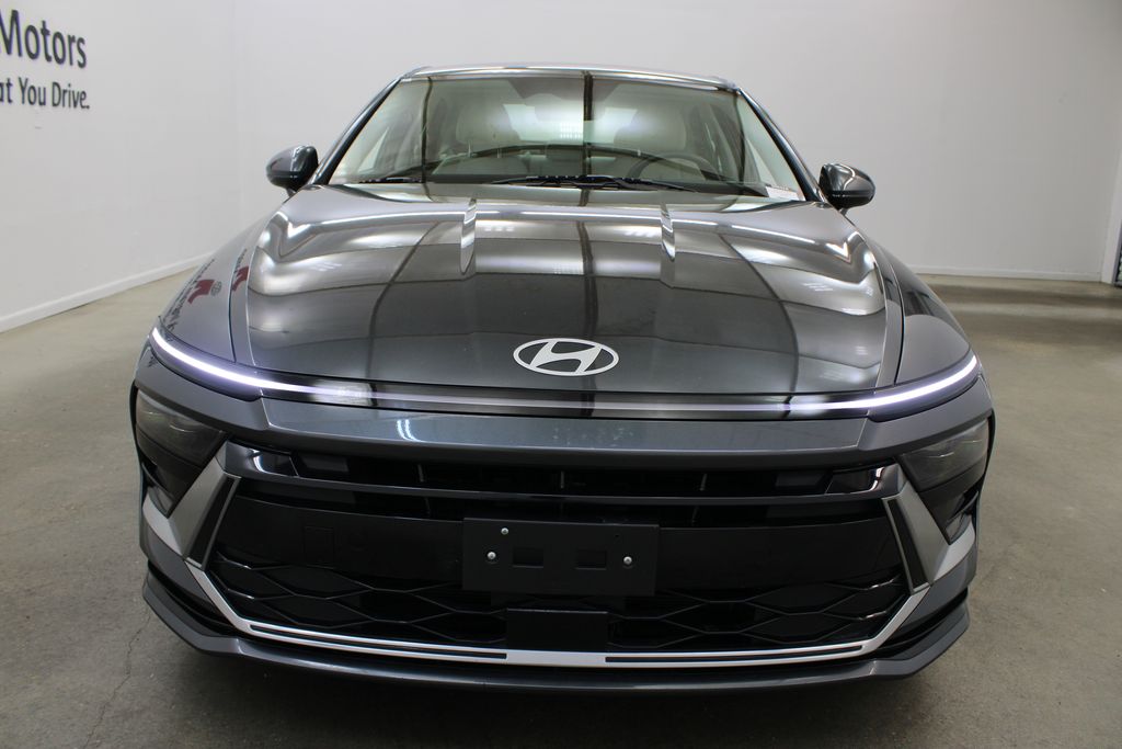 used 2025 Hyundai Sonata Hybrid car, priced at $23,999
