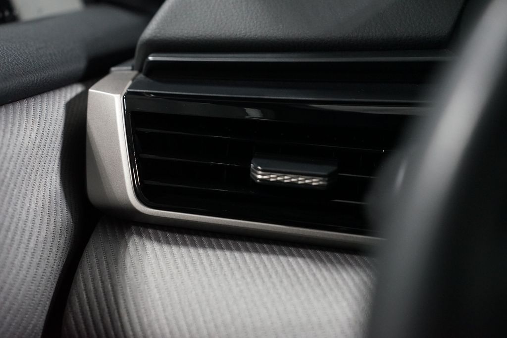 Thumbnail: 2025 Toyota Camry - 26