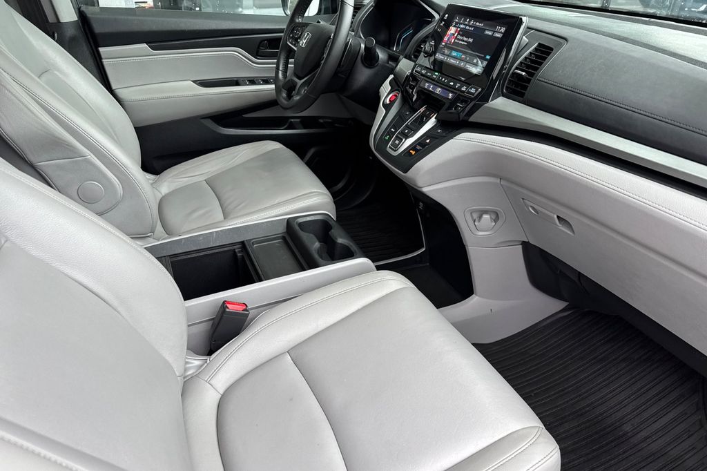 used 2018 Honda Odyssey car, priced at $25,906
