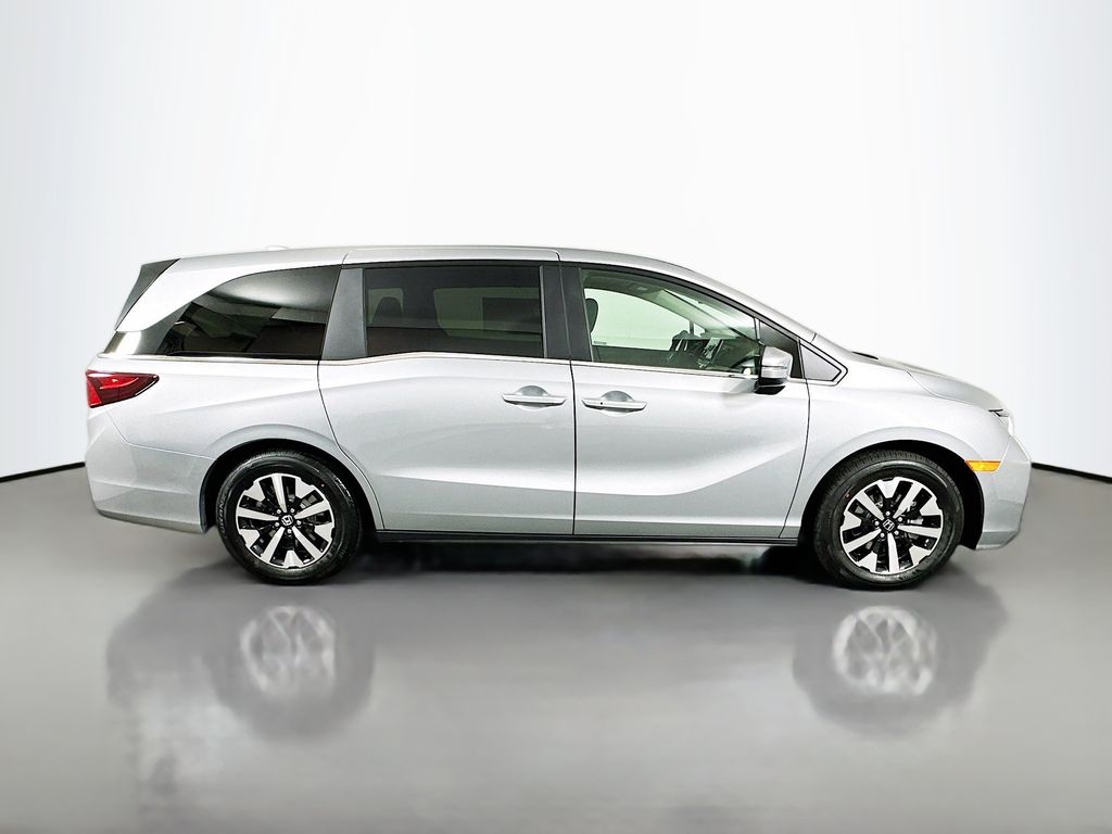 Thumbnail: 2026 Honda Odyssey - 4