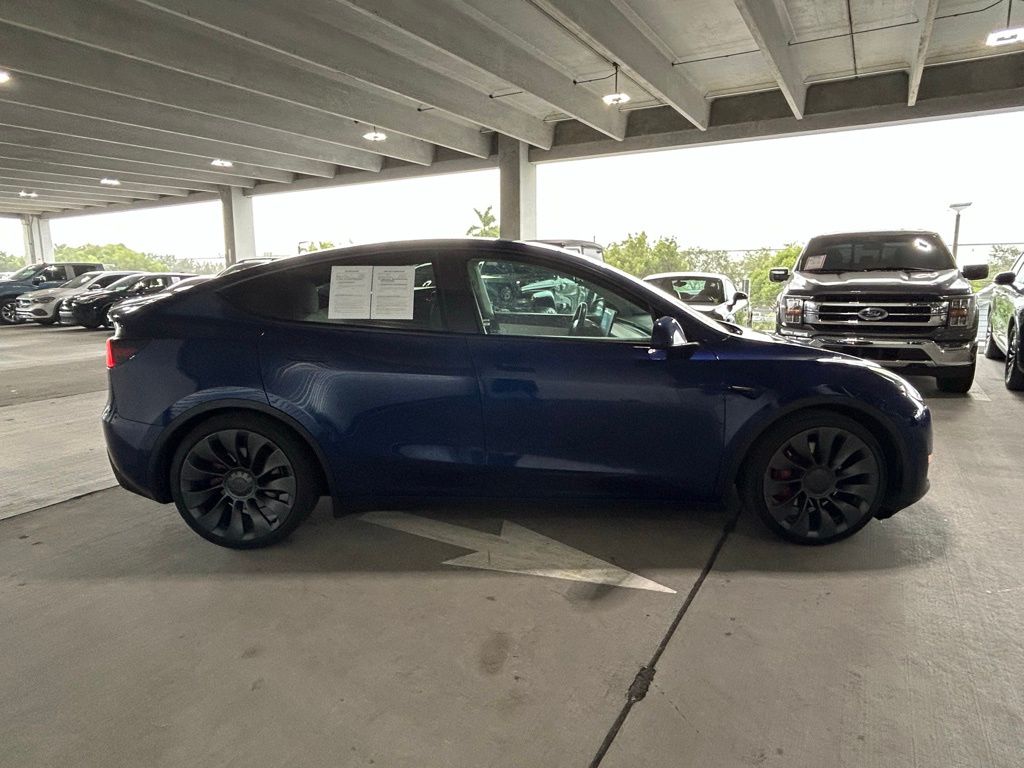 2021 Tesla Model Y Performance's photo