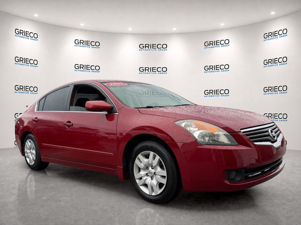 Red Brick Metallic 2009 Nissan Altima Sedan Front-Wheel Drive Continuously Variable Transmission