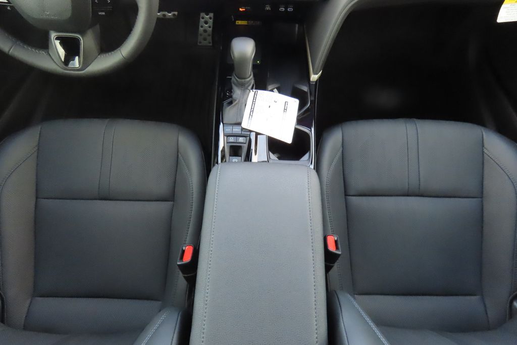 Thumbnail: 2025 Toyota Camry - 16