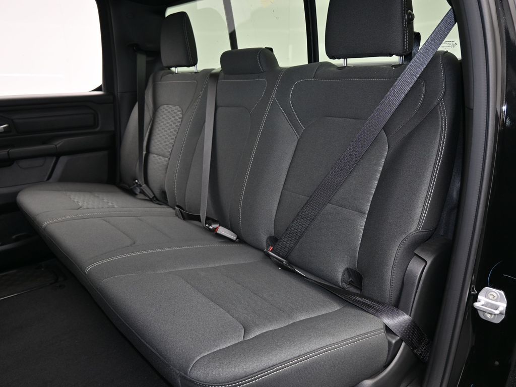 New 2026 Diamond Black Crystal Pearlcoat Ram Express image 29