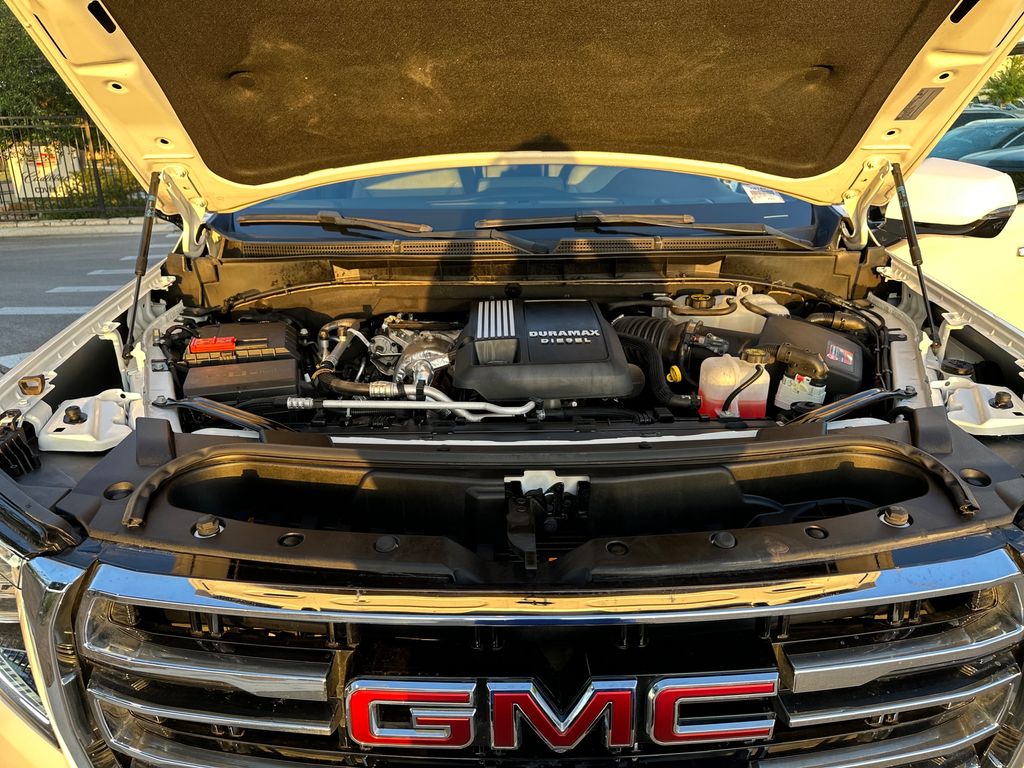 Used Car 2024 Gmc Yukon Xl  Slt For Sale Under $60,000 In Austin, Texas