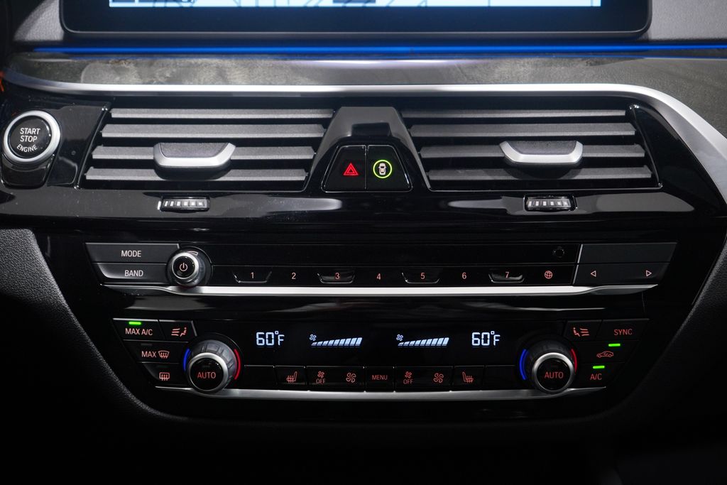 Thumbnail: 2023 BMW 5 Series - 13