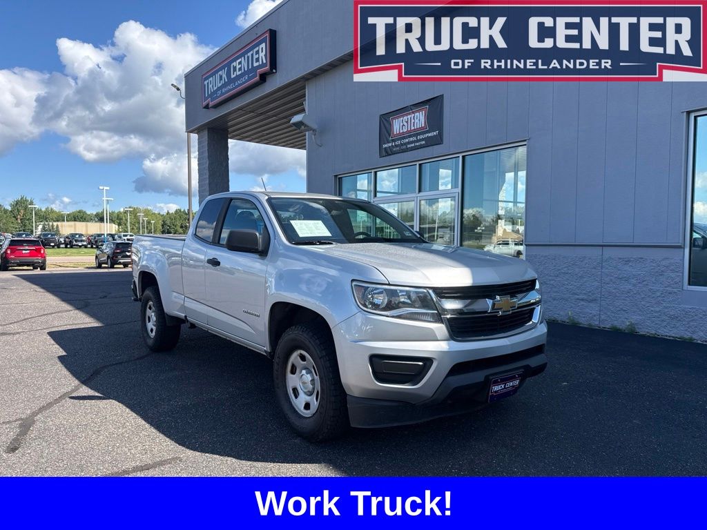 Silver Ice Metallic 2019 Chevrolet Colorado Pickup Truck Four-Wheel Drive 6-Speed Automatic