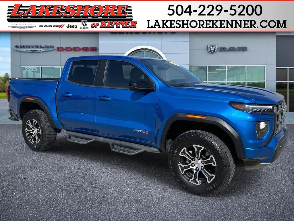 2023 GMC Canyon AT4 Crew Cab 4WD