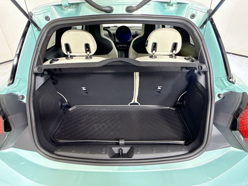 Thumbnail: 2026 MINI Cooper - 26