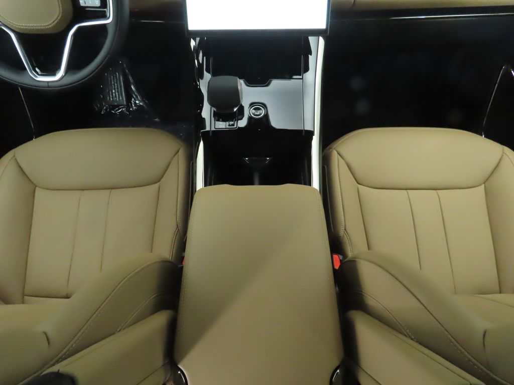 2025 Land Rover Range Rover Sport SE 18