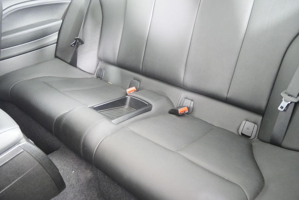 Thumbnail: 2014 BMW 2 Series - 13