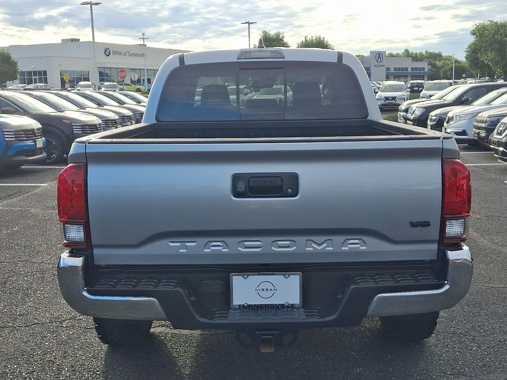 Thumbnail: 2022 Toyota Tacoma - 5