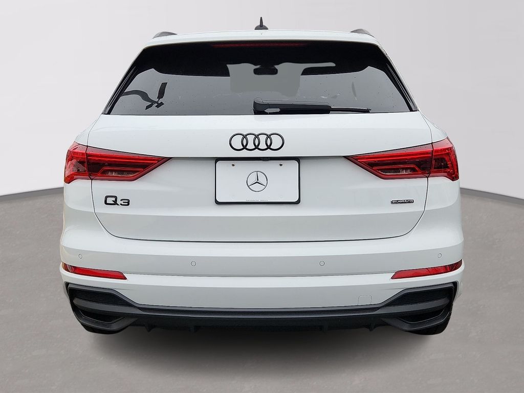 Thumbnail: 2023 Audi Q3 - 5