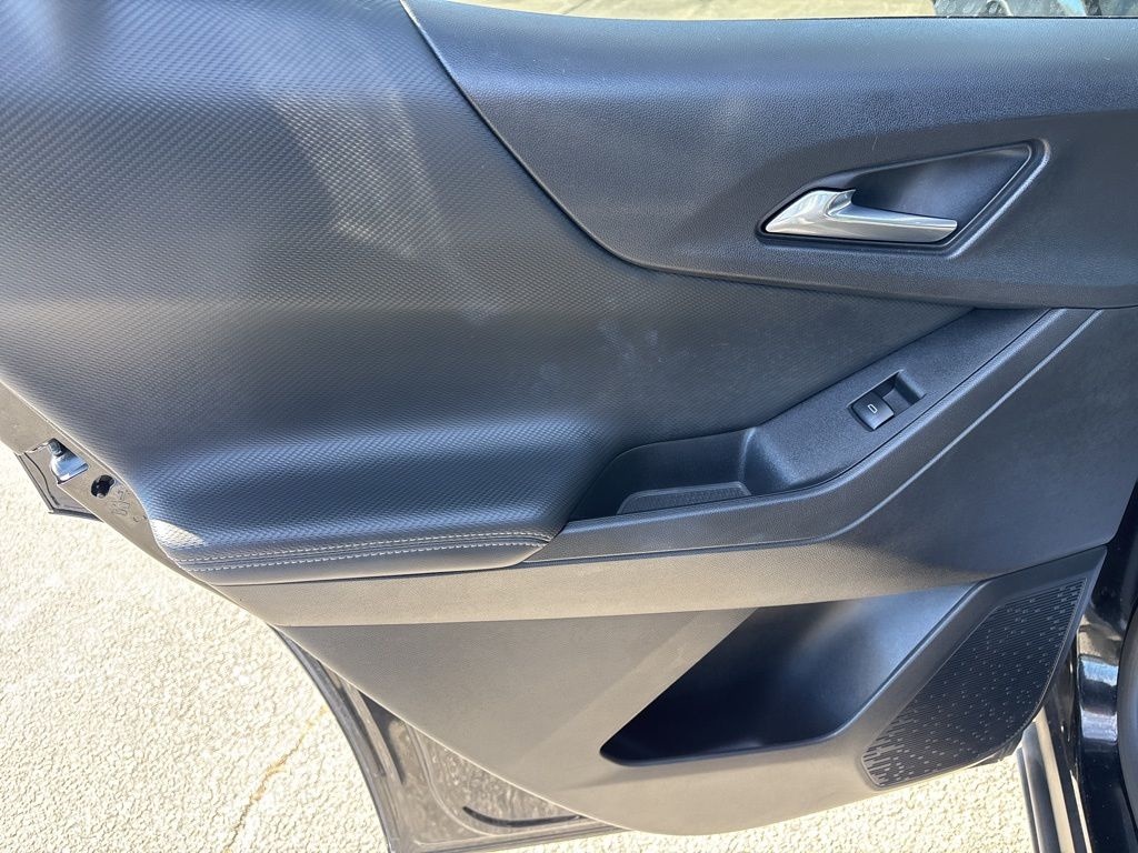 Used 2025 Chevrolet Equinox SUV